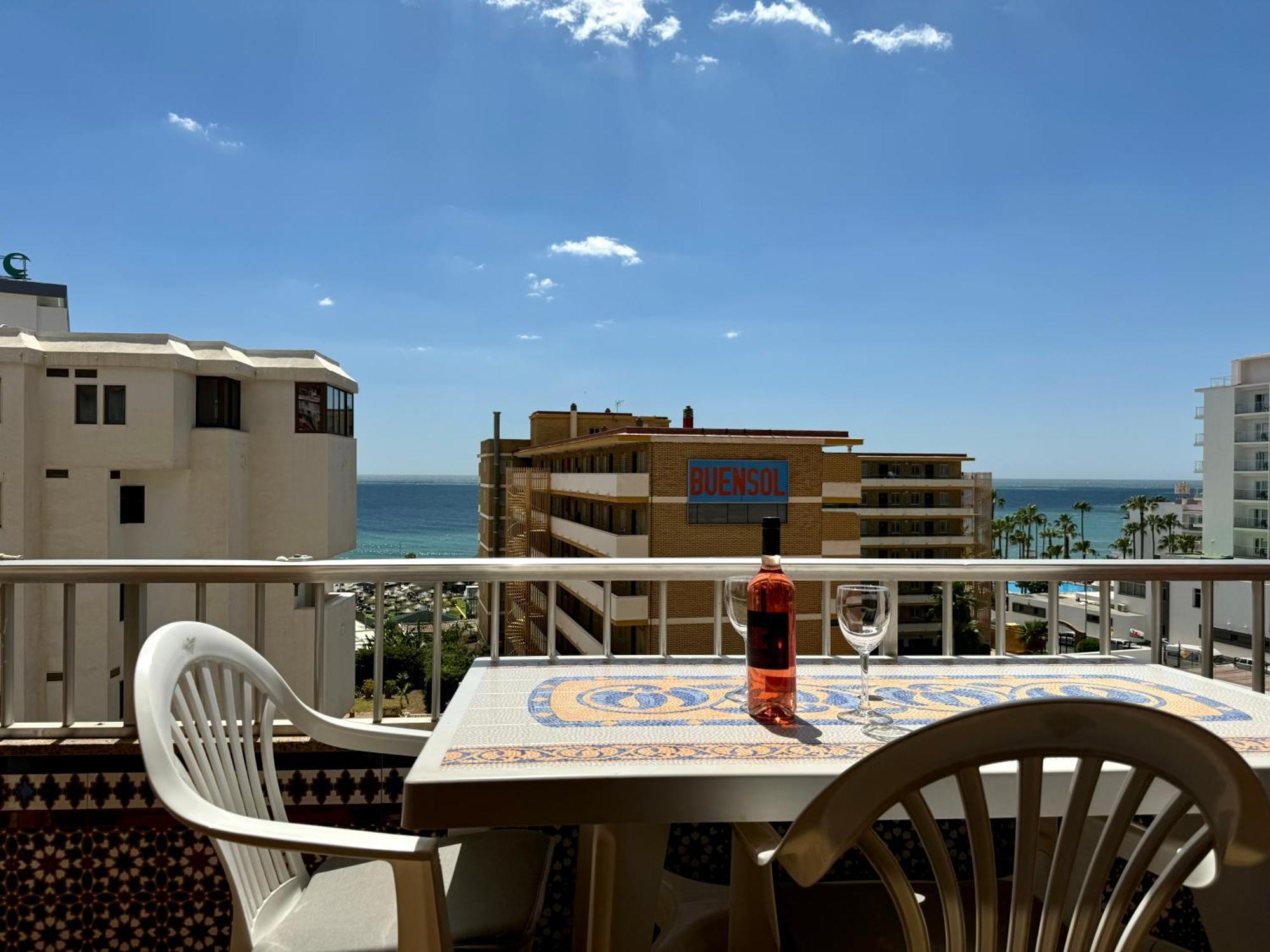 La Carihuela A 150 Metros De La Playa Con Espectaculares Vistas Apartment Torremolinos Exterior photo
